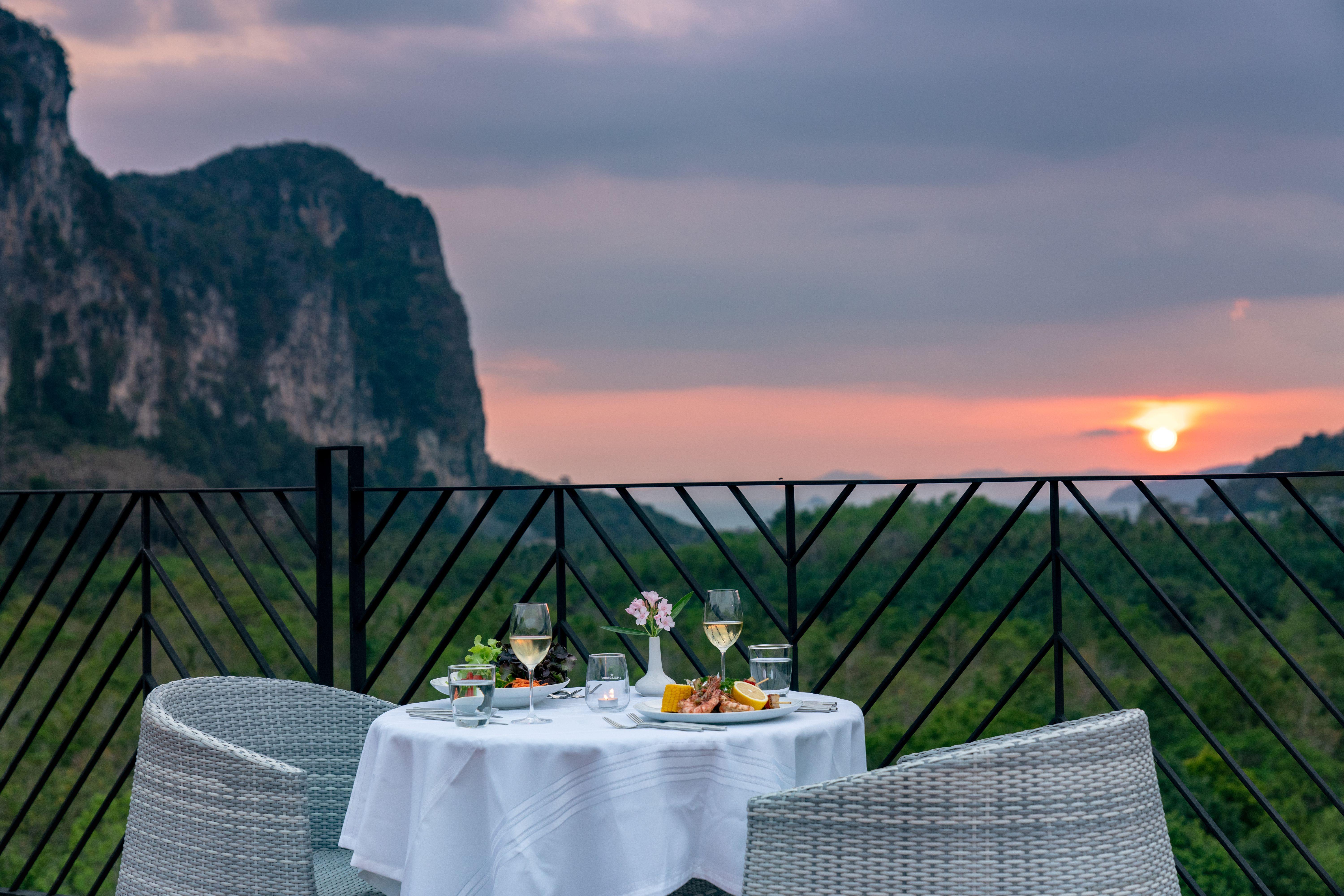 Anana Ecological Resort Krabi - Sha Extra Plus Ao Nang Dış mekan fotoğraf Sunset at the hotel