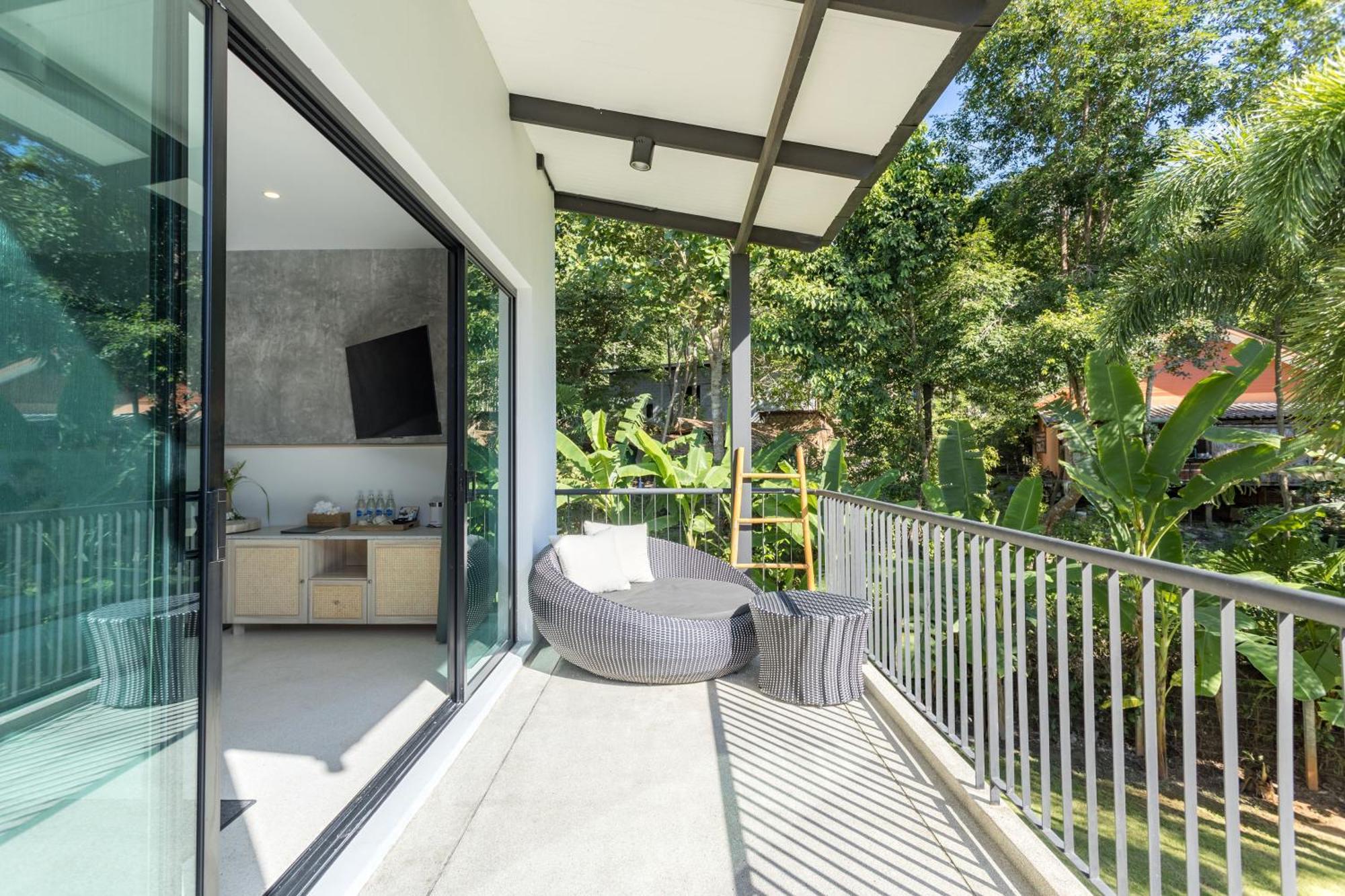 Anana Ecological Resort Krabi - Sha Extra Plus Ao Nang Dış mekan fotoğraf A balcony